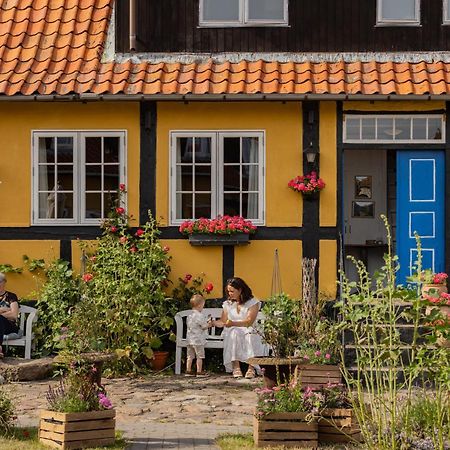 Pension Slaegtsgaarden Allinge-Sandvig Eksteriør bilde